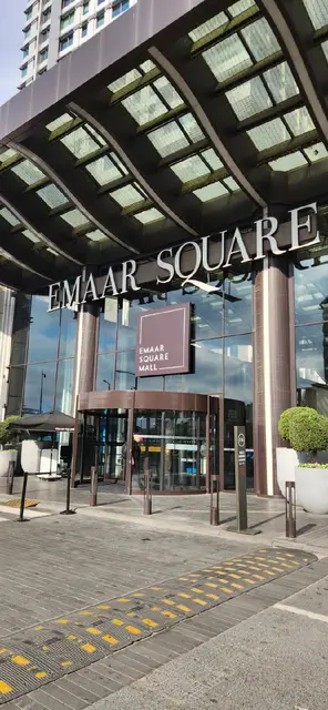 Building Facade Signage