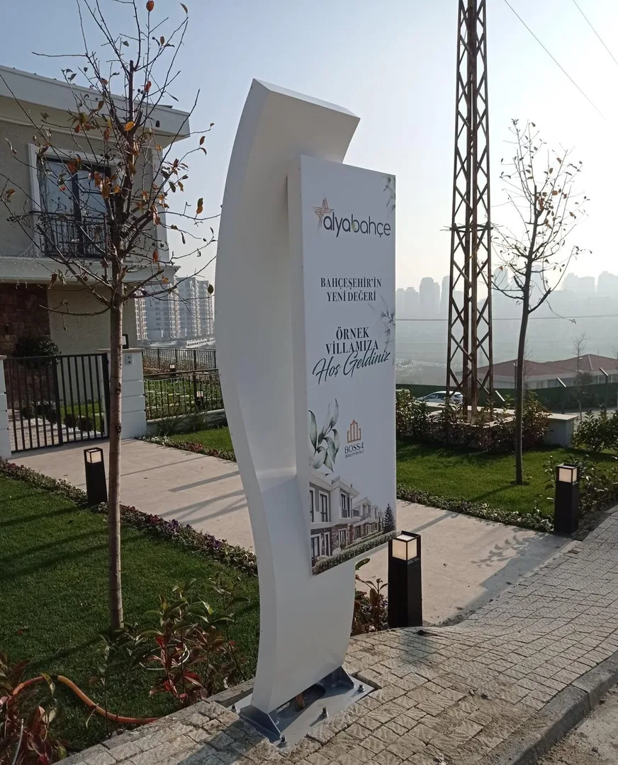 Alya Bahçe Konut Projesi Anıtsal Dış Mekan Pilon Tasarım, Üretim ve Montaj Projesi