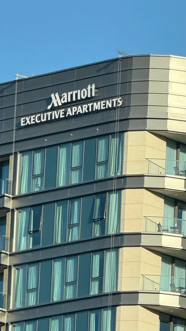 Marriott Otel Sarıyer Entegre Dış Mekan Mimari Cephe Kutu Harf Projesi