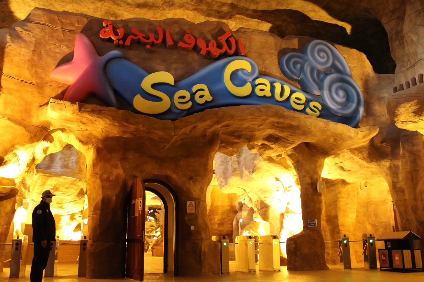Dahab Mountain Theme Park Entegre Yönlendirme ve Mimari Markalama Tasarım, Üretim ve Montaj Projesi