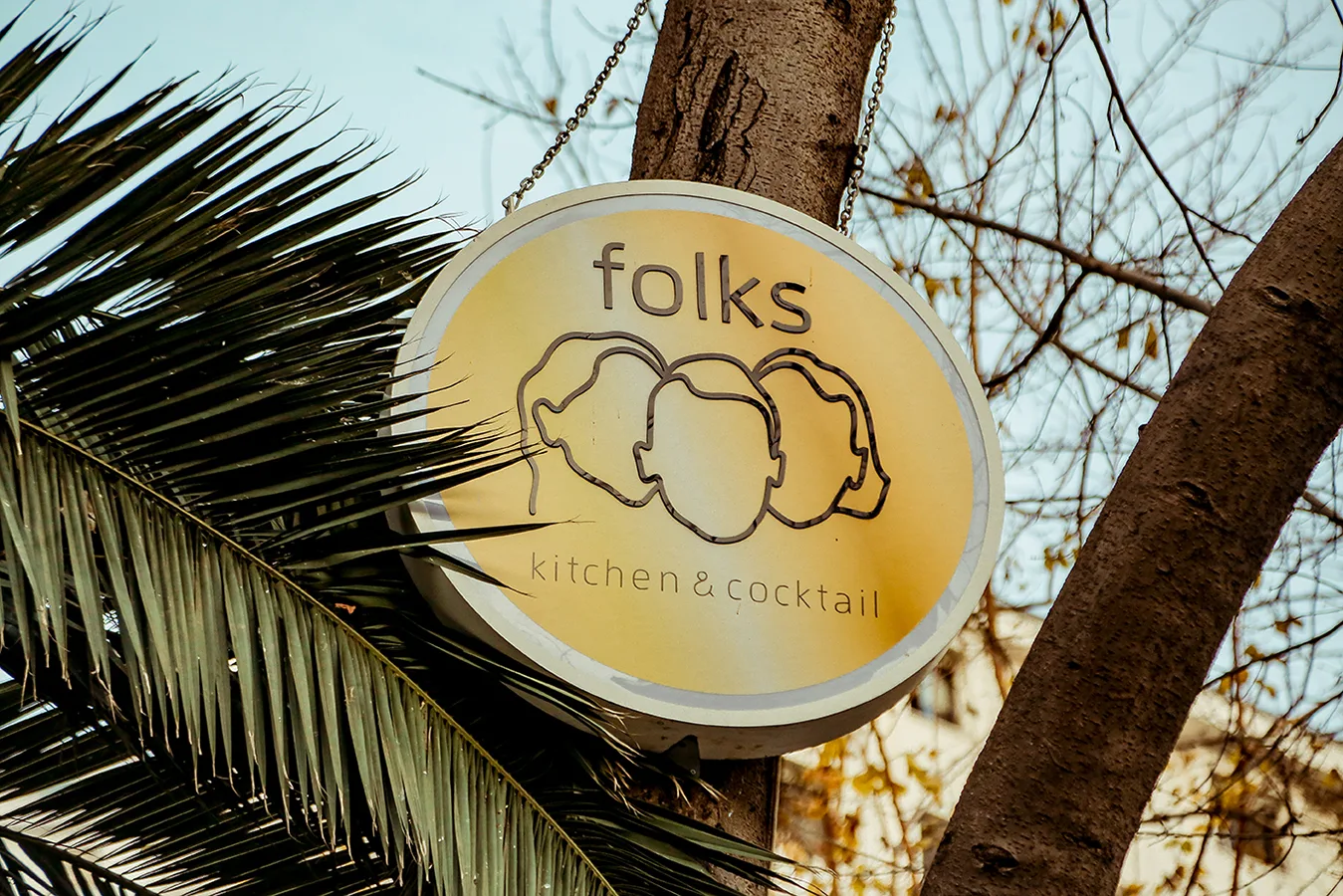 Folks Gastronomi ve Konsept Mekanları Dış Mekan Premium Tabela ve Mimari Yönlendirme Tasarım, Üretim ve Montaj Projesi