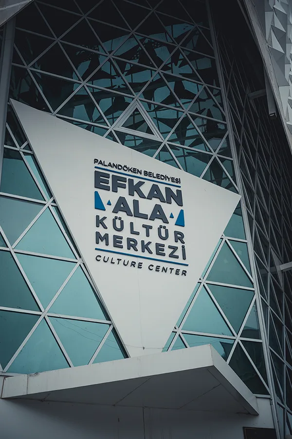 Efkan Ala Kültür Merkezi Dış Mekan Cephe Tabelası Tasarım, Üretim ve Montaj Projesi
