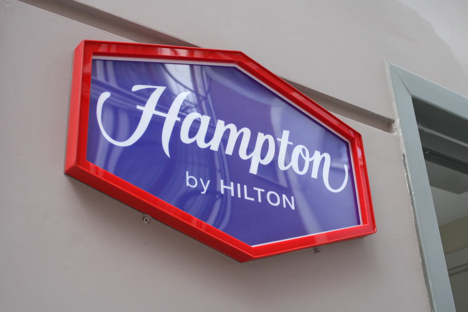 Hampton by Hilton Şişli Entegre İç ve Dış Mekan Mimari Yönlendirme Projesi