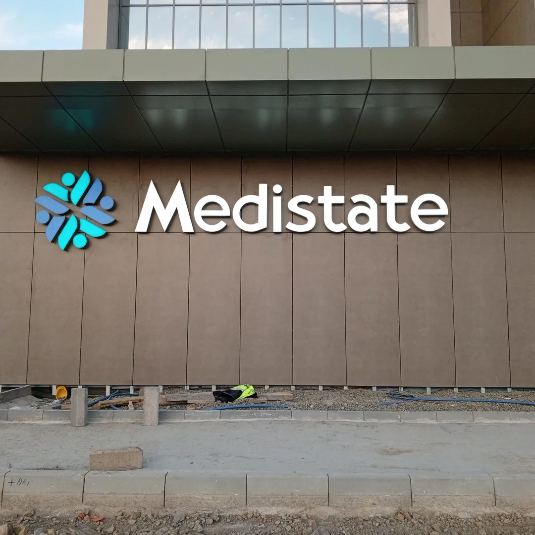 Medistate Kavacık Hastanesi Dış Mekan Yönlendirme Projesi