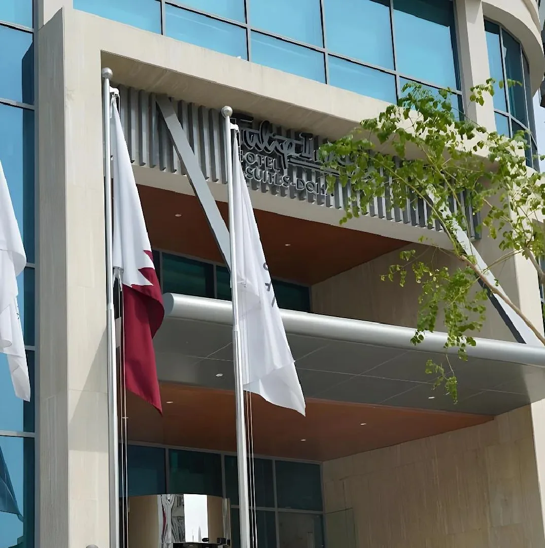 Tulip Inn Hotel Qatar Entegre İç Mekan Mimari Yönlendirme ve Tabela Projesi